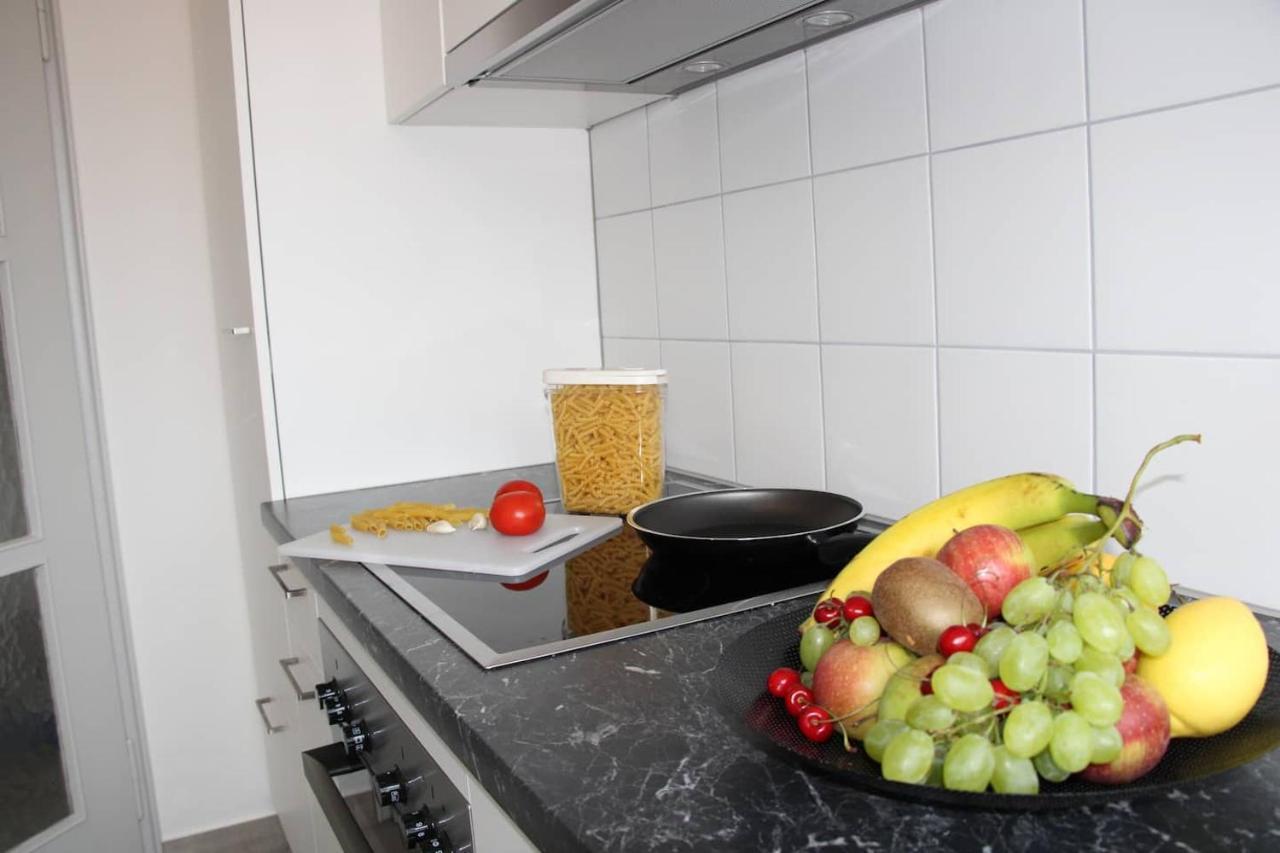 New & Modern Apartment With Beautiful Lake View! Лугано Экстерьер фото